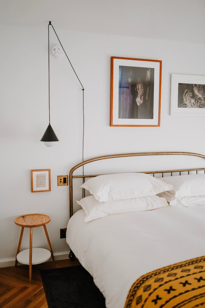 moderne indrettet hotelværelse