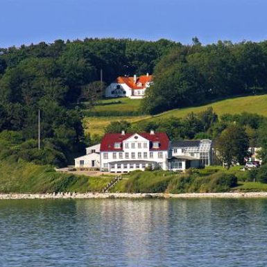 Strandhotel Rosnæs